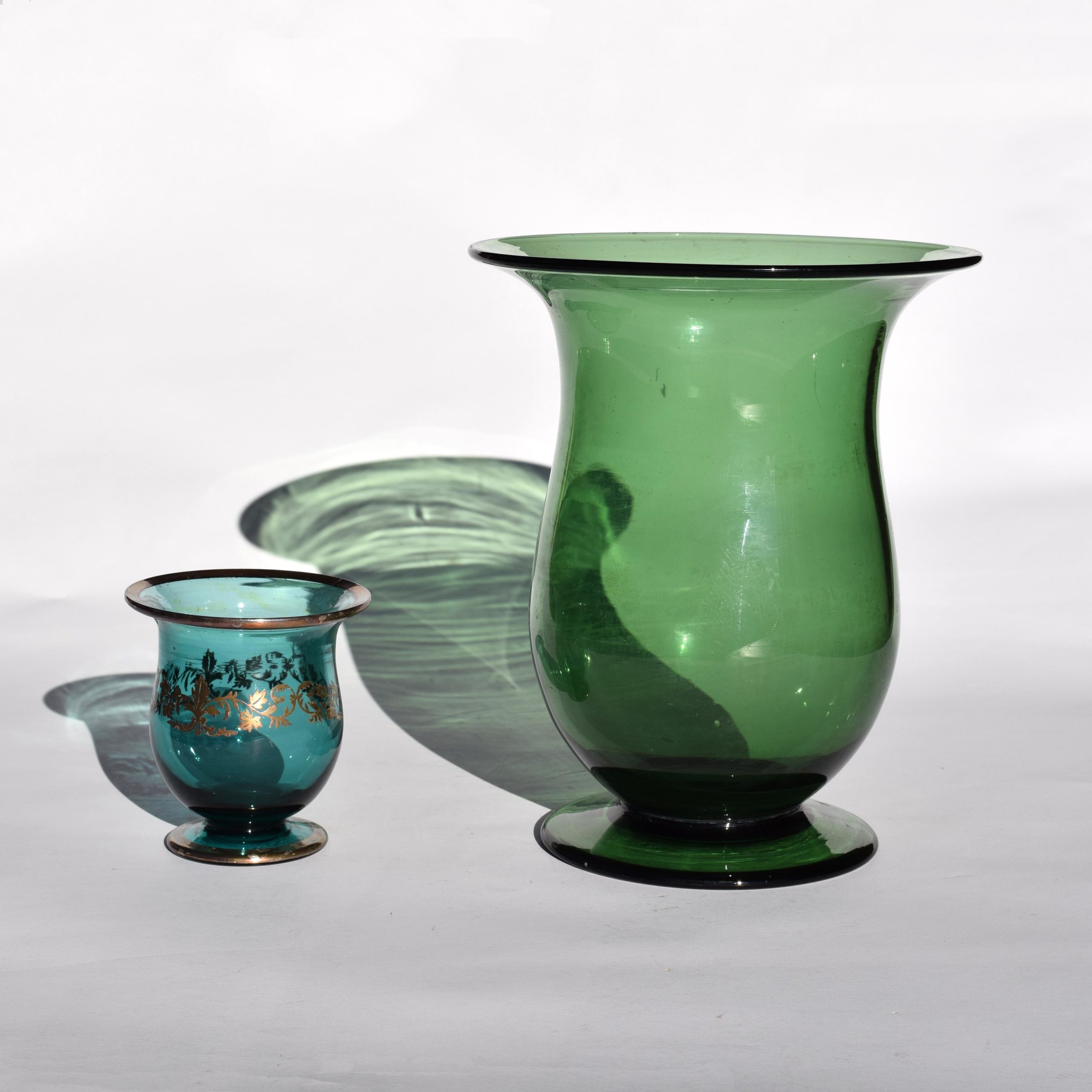 Vases en forme de tulipe des verreries de St-Prex des années 1940