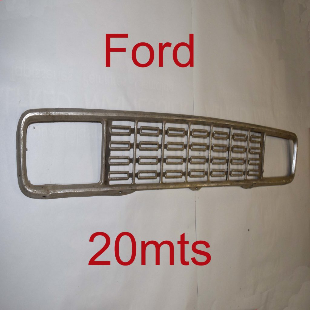 Pièces détachées d'origine. calandre de Ford modèle 20mts 1967-68