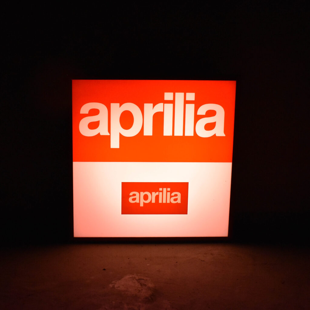 Aprilia moto enseigne lumineuse