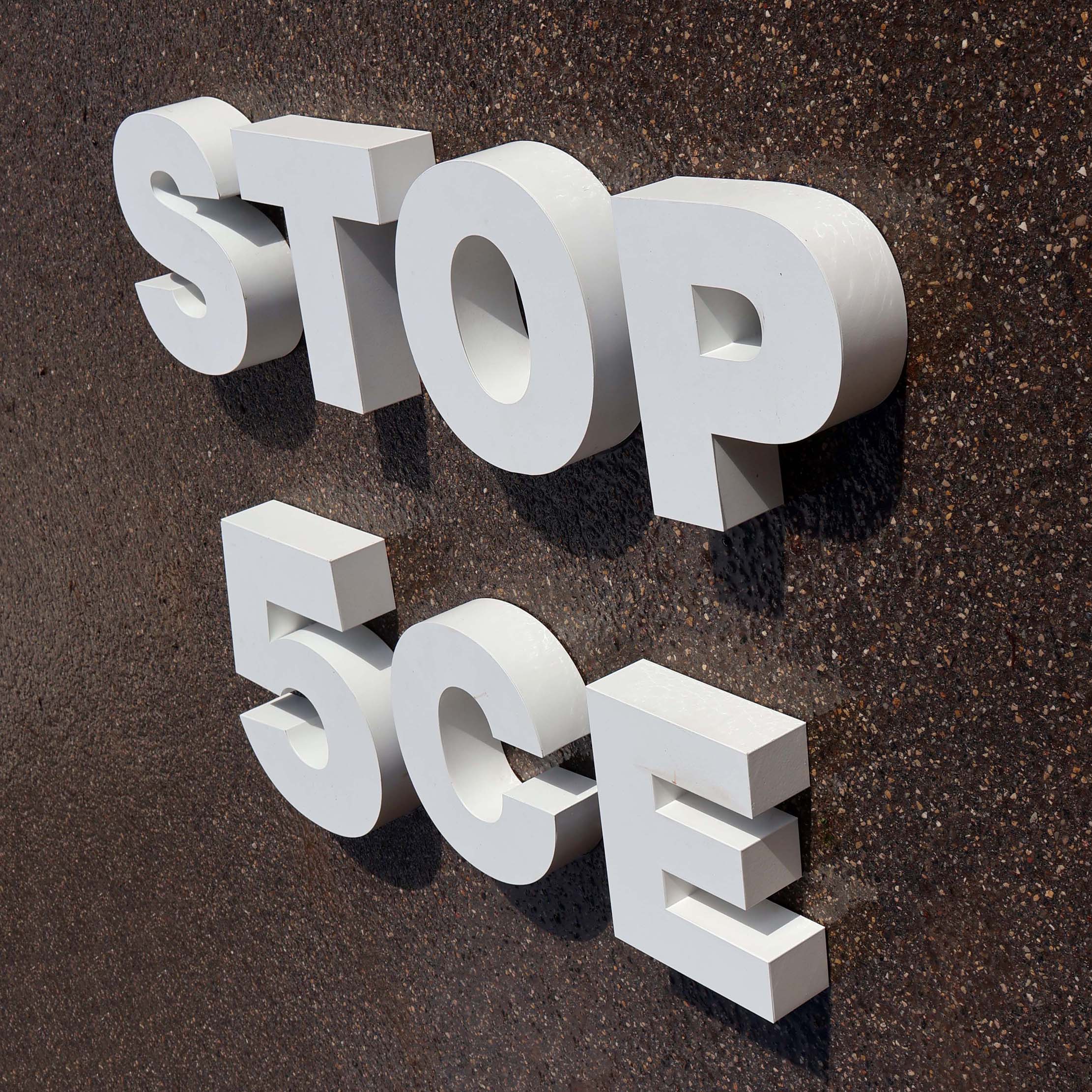 STOP lettres d'enseigne en acier