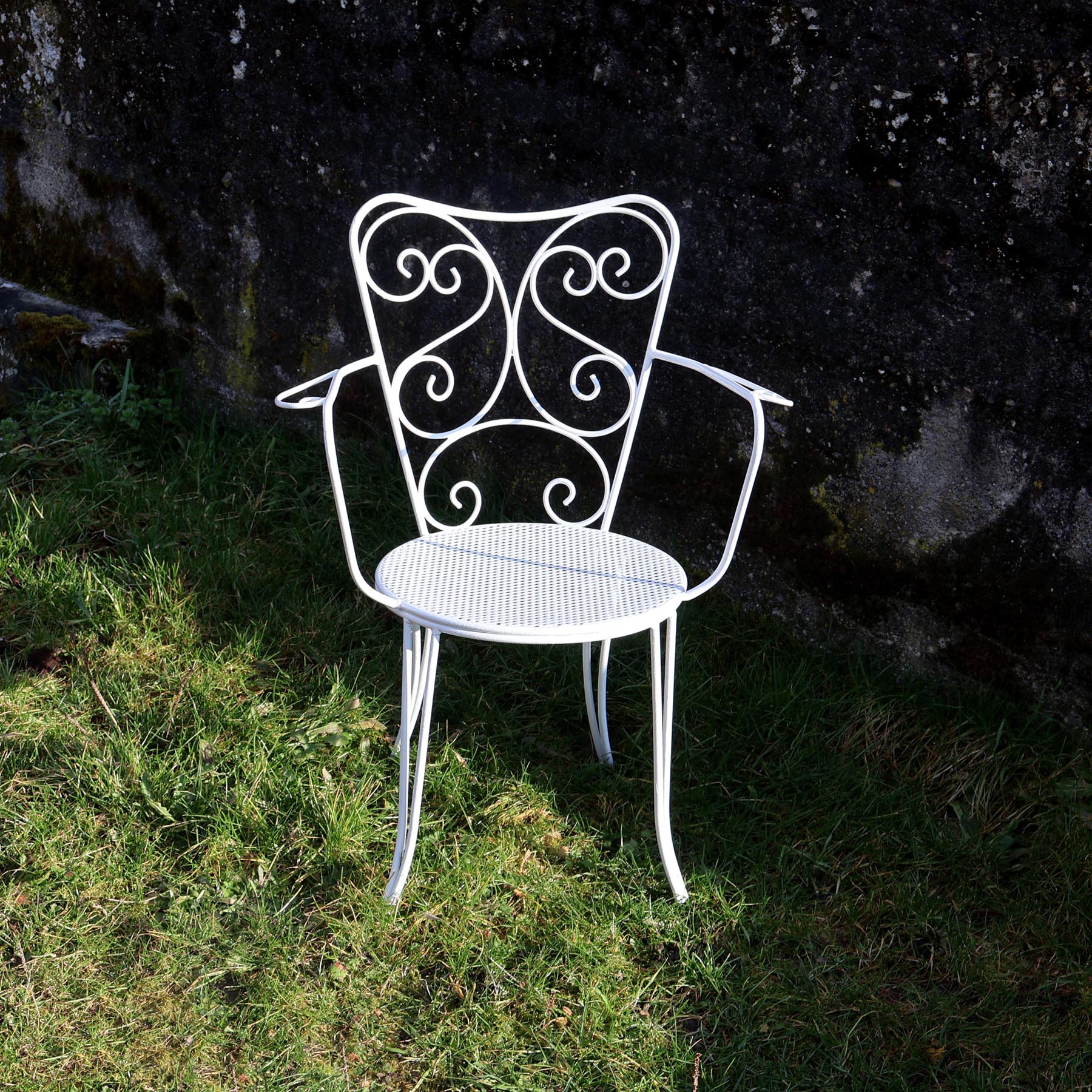 Fauteuil de jardin romantique sixties