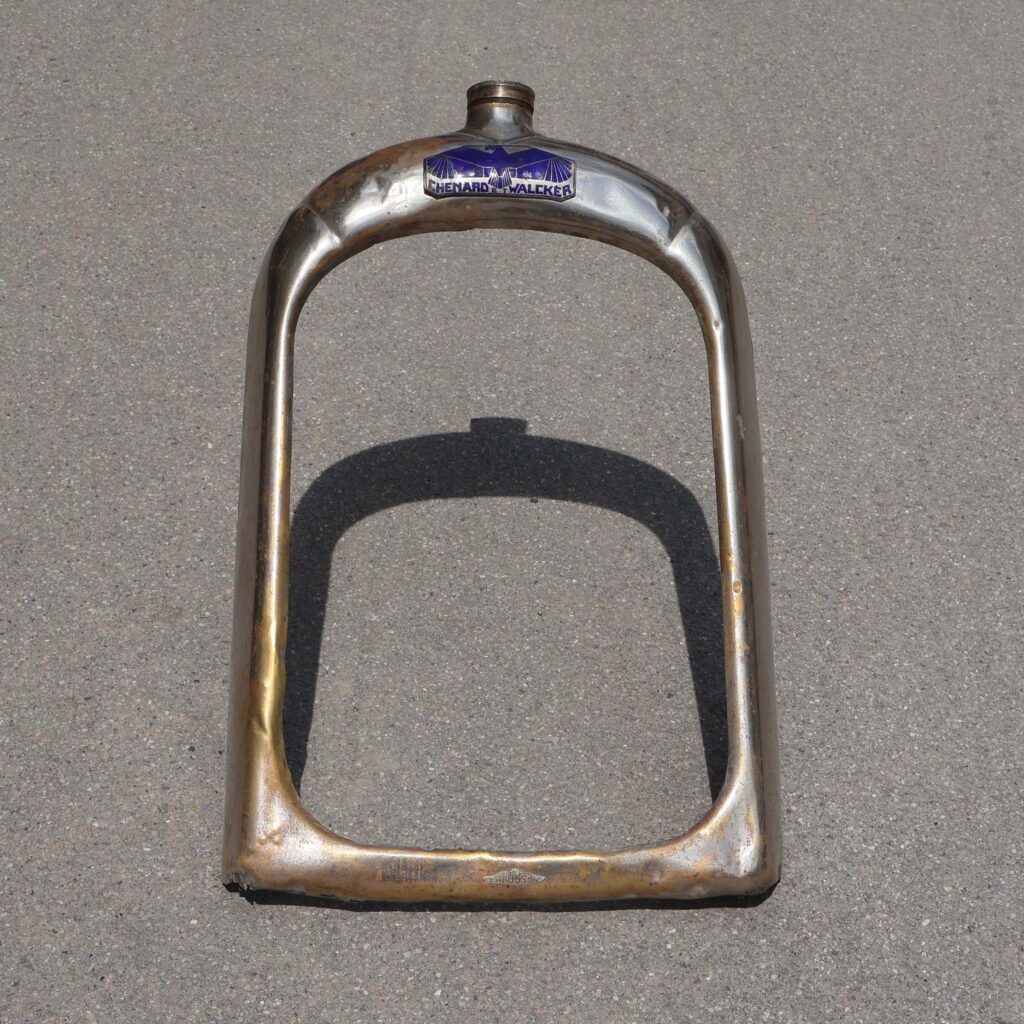 Chenard-Walcker calandre automobile 1926 à 28